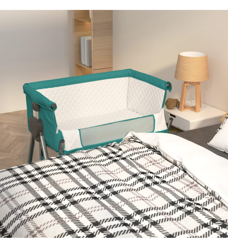 Lit pour bébé avec matelas Vert Tissu de lin